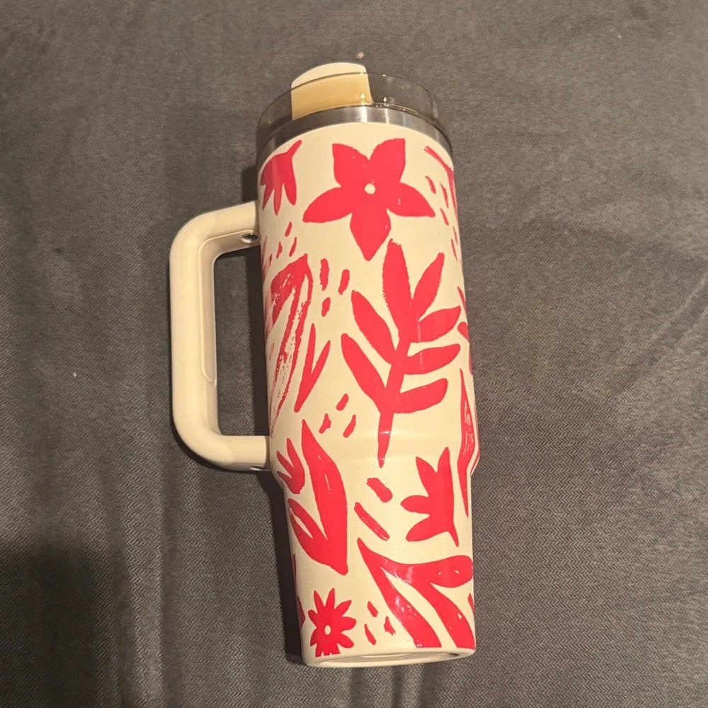 Stanley Cream and Red Floral Travel Mug - Picture 7 of 8